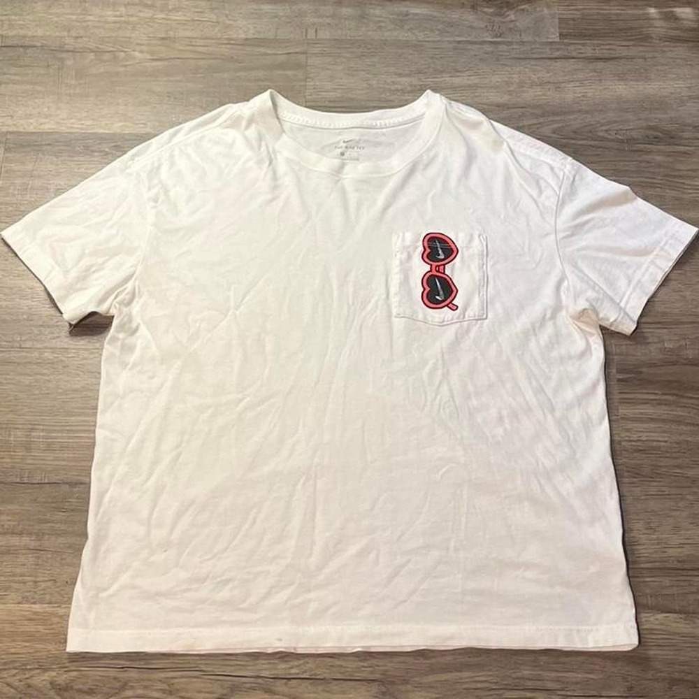 Nike‎ White Pocket Graphic Sportswear Beach Shirt Large